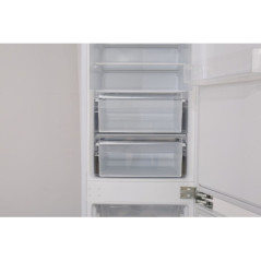 ASCOLI холодильник ADRF310WEBI