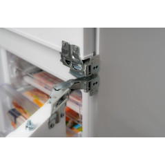 SCHAUB LORENZ SLU S 445  W3M холодильник встраиваемый